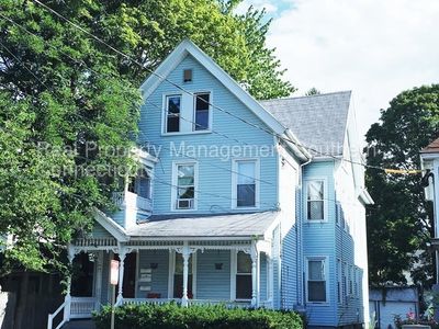 79 Maple Street - 3rd Flr